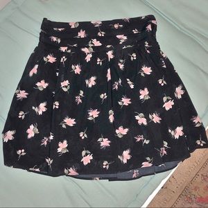 New York & Co Floral Skirt Size Sm